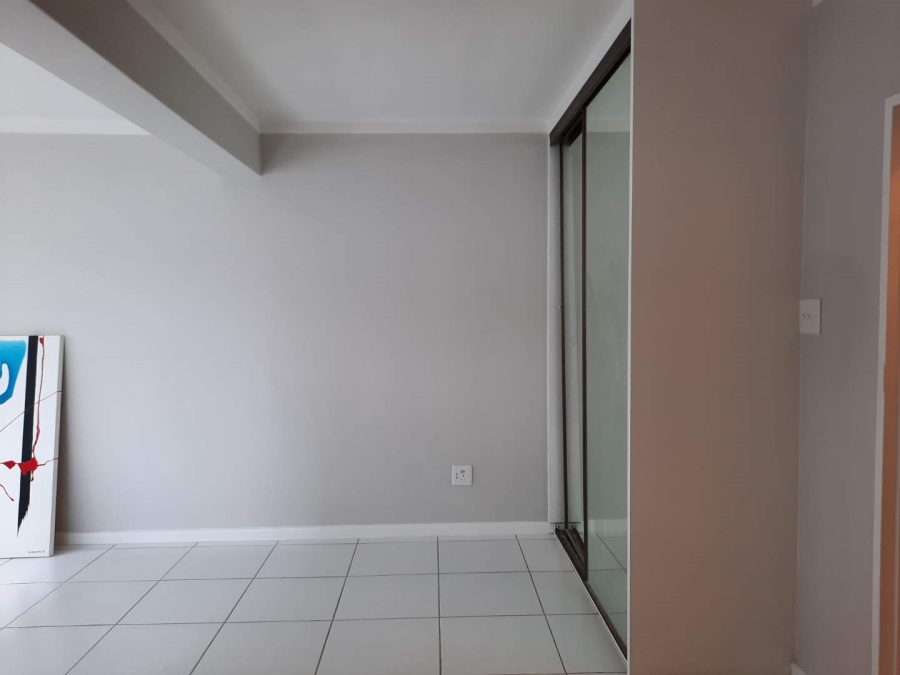 To Let 0 Bedroom Property for Rent in Sea Point Western Cape